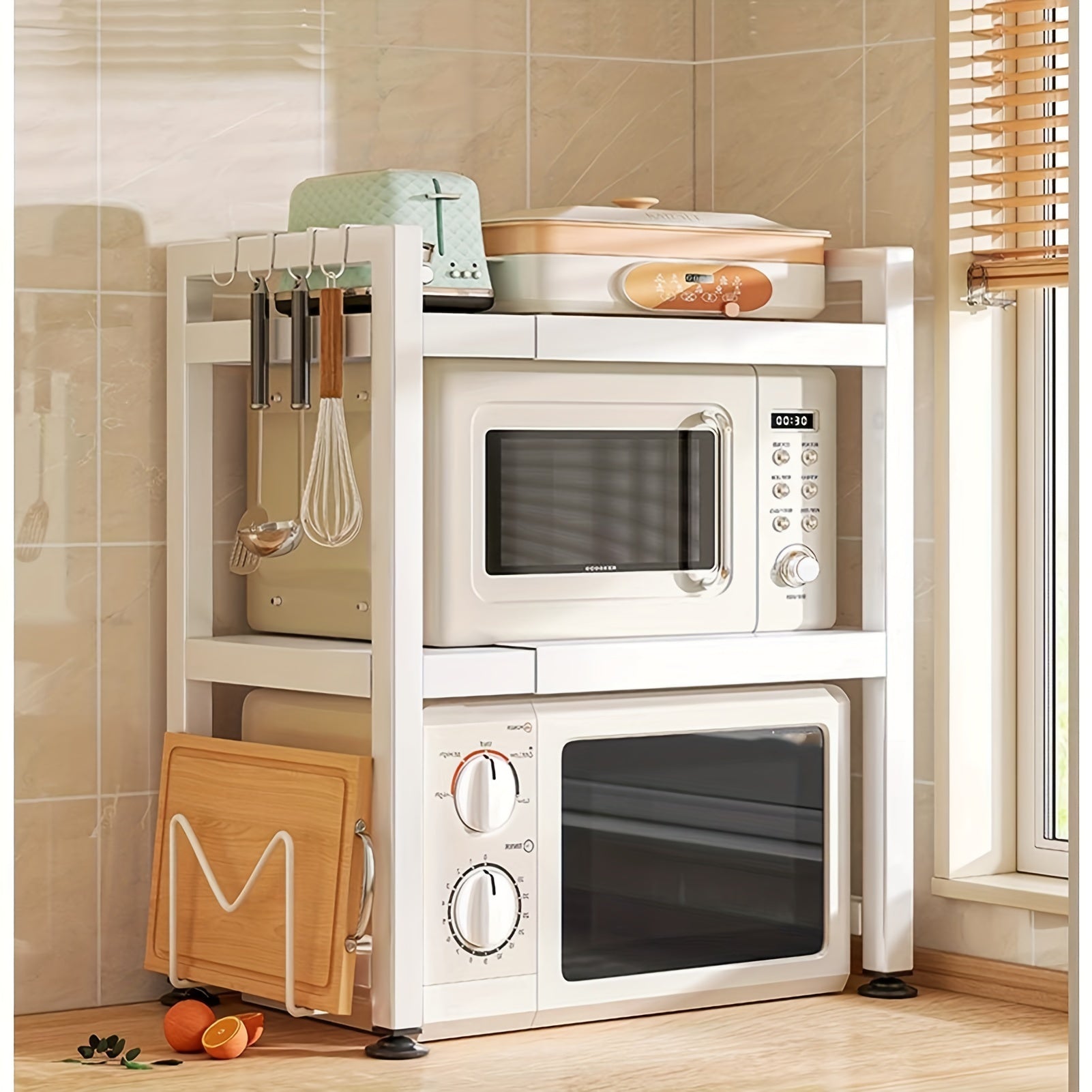 Estante de microondas resistente de 3 niveles ajustable, estante de almacenamiento horizontal para cocina, estante para guardar cubiertos, material de acero al carbono negro mate, equipado con 6 ganchos, artefacto de almacenamiento multifuncional de doble