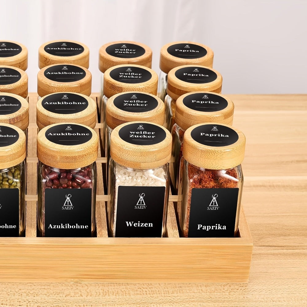 Juego de 24 tarros de especias con estante de bambú, tarros de especias de cristal con etiquetas alemanas negras y tapas de bambú herméticas, recipiente para especias con embudo grande de acero inoxidable, organizador de especias fácil de mover