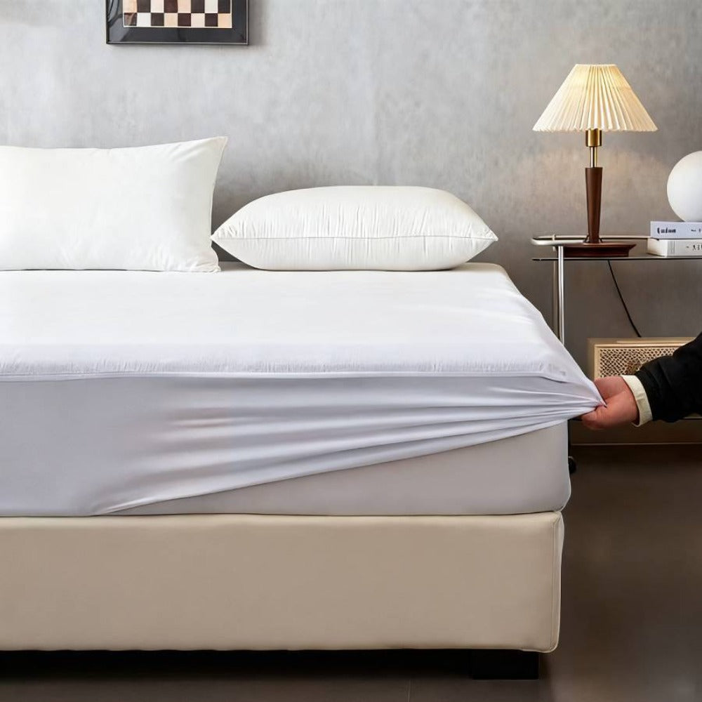 Protector de colchón impermeable, 100% poliéster, apto para camas de 90/105/135/150, lavable a máquina, color blanco.