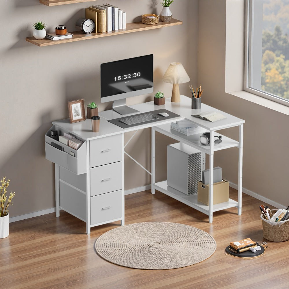 Escritorio Furnishia para Computadora con Bolsillos Laterales, Escritorio Gaming con Cajones y Bolsa de Almacenamiento, Escritorio de Esquina con Estante de Dos Niveles para Dormitorio, Estación de Trabajo, Oficina