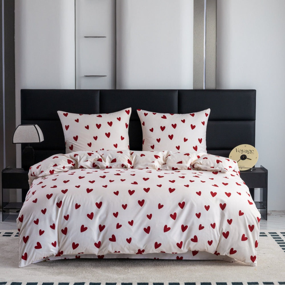 ¡Un conjunto de ropa de cama elegante en un color moderno que cambiará tu dormitorio! El conjunto incluye: 1 funda de edredón + 2 fundas de almohada (sin relleno). La tela suave y transpirable proporcionará comodidad durante todo el año - ¡perfecto para c