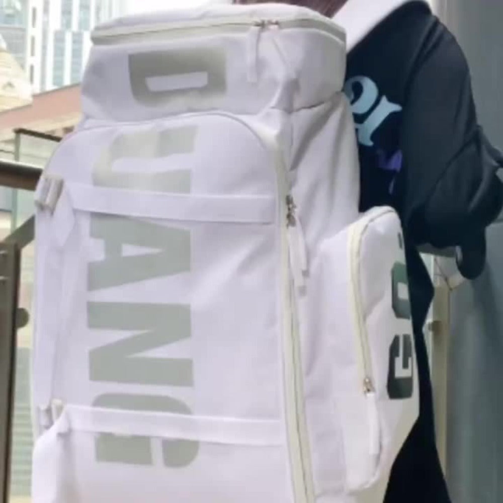 Mochila de Viaje de Gran Capacidad para Hombre y Mujer - Separación Húmedo/Seco Multicompartimento, Tela Duradera y Correas Ajustables - Perfecta para Senderismo, Esquí, Skateboarding, Entrenamiento Físico, Aventuras al Aire Libre