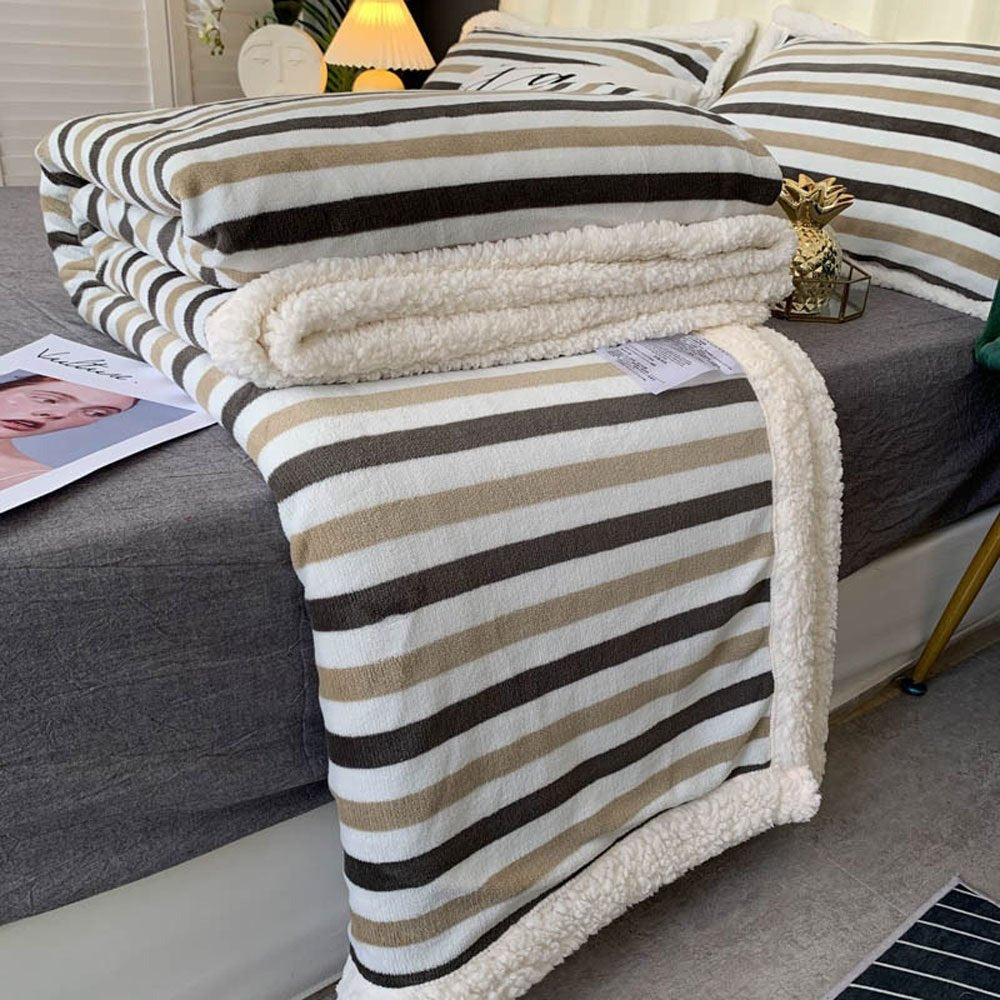Manta franela de sherpa para Sofá y Cama, Gruesa y Suave, 100% Poliéster - Variedad de Tamaño y Colores - Apto para Todo el Año - Mantenimiento Fácil