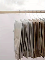 Juego de 20 perchas para faldas, perchas doradas antideslizantes para pantalones, perchas para abrigos que ahorran espacio con revestimiento antideslizante, perchas multifuncionales para pantalones, adecuadas para pantalones, bufandas, jeans, faldas, etc.