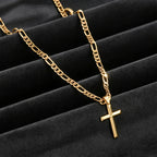 Collar con colgante para hombre de plata 925, cadena Figaro minimalista chapada en oro de 18K con colgante de cruz 3D, regalo perfecto para él, regalo para el Día del Padre, en caja de regalo
