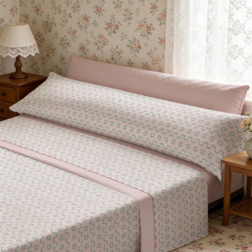 Juego de cama prémium de tres piezas: sábana bajera, sábana y funda de almohada. Suave y cómodo, disponible en varios colores y tamaños, fácil de cuidar.