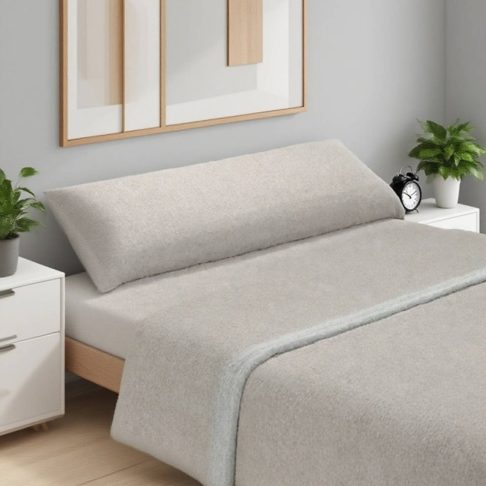 Juego de cama de tres piezas apto para todas las estaciones, que incluye una sábana, una sábana ajustable y fundas de almohada. Medidas: 90 cm, 105 cm, 135 cm, 150 cm y 180 cm.