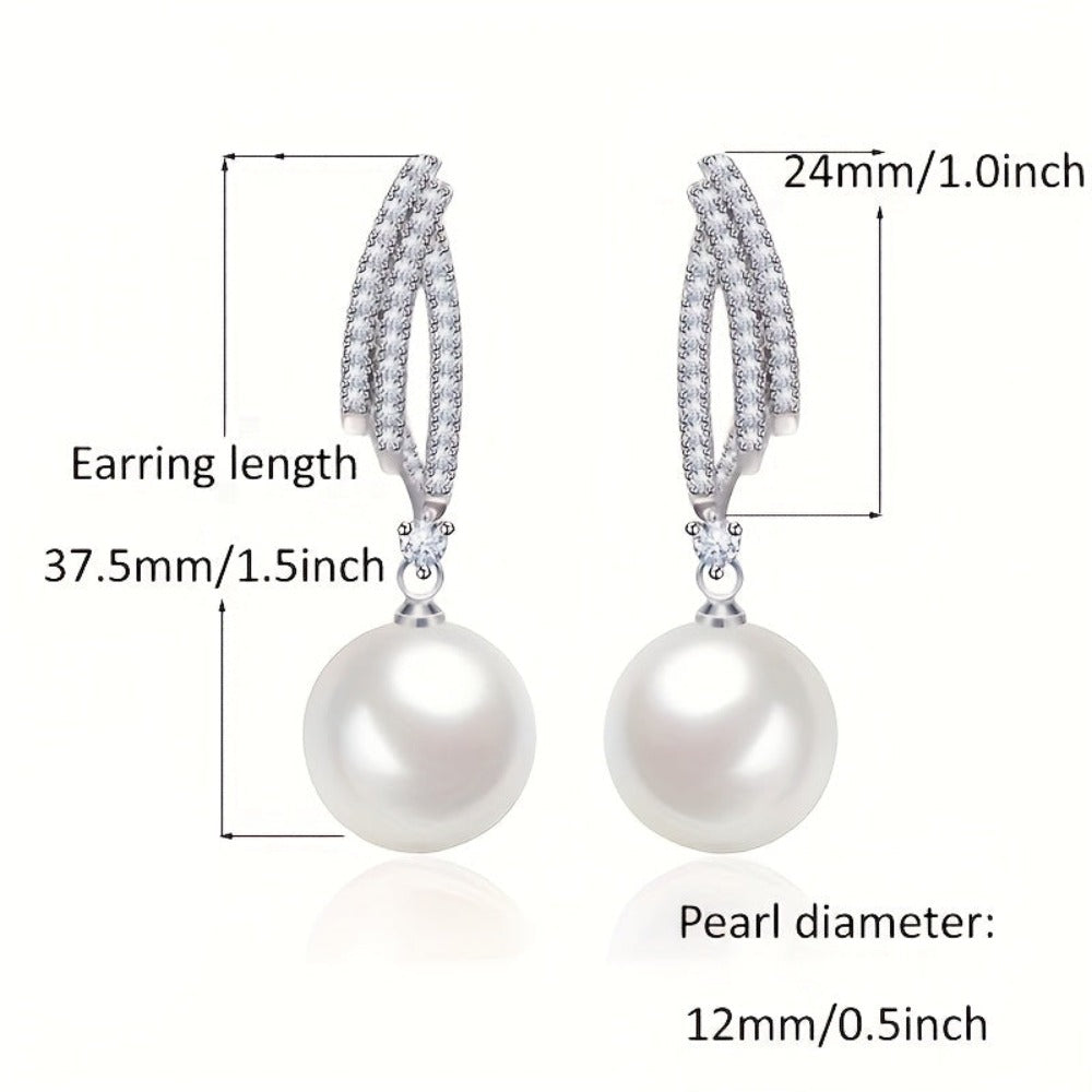 Pendientes de perlas elegantes y lujosos hechos de plata de ley 925, vienen con una caja de regalo de alta calidad.