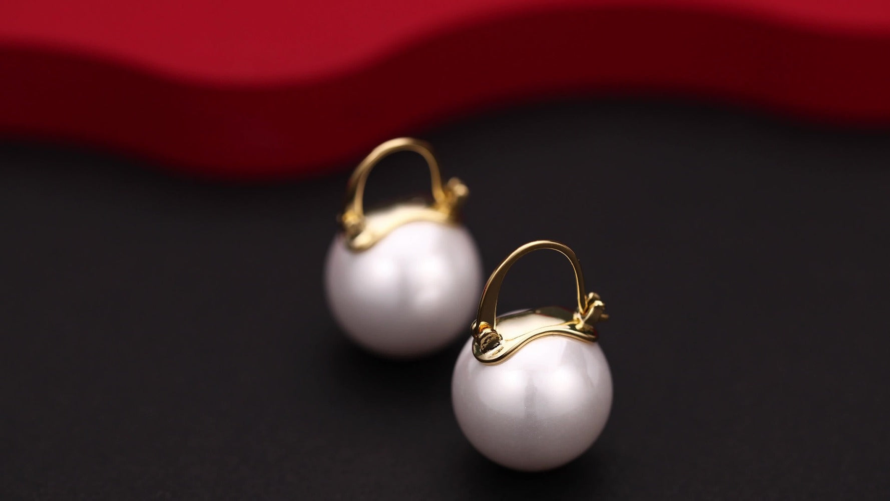 ARTPAGE Aretes de Perlas de Agua Dulce para Mujer con Incrustaciones de Perlas de Alta Calidad, Elegantes y Nobles, Regalo para Mujeres, Madre e Hija, Día de San Valentín, Día de la Madre, Cumpleaños, con Caja de Regalo