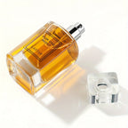 Perfume amaderado para hombre de 50 ml, cedro y pachulí, color ámbar, frasco de cristal exquisito, perfume de larga duración, para realzar el ambiente, adecuado para citas y fiestas, un regalo de festividades para tu novio