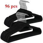 Perchas de terciopelo paquete de 48 perchas antideslizantes, 44 x 23cm , perchas con muescas anchas de hombro, barra para pantalones, gancho giratorio de 360°, ahorro de espacio