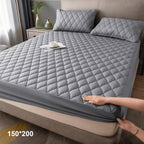 1 pc Protector de colchón acolchado, Súper Suave y Cómoda, Funda de colchón Elástico en Todo Contorno, Lavable a Máquina, Cubre de Colchón Ideal para Dormitorios, Habitaciones de Invitados, Residencias y Hoteles