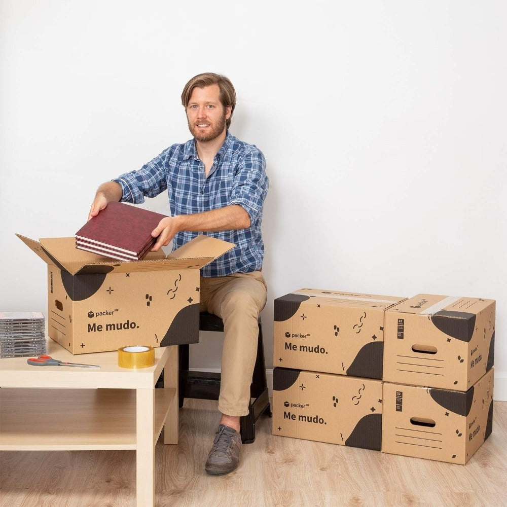 Caja Cartón para Mudanzas y Almacenaje Ultra Resistentes con Asas, Cartón Resistente de Máxima Durabilidad, Tamaño Ideal para Mudanzas y Almacenaje de Libros, Objetos y Ropa, Asas Laterales para Manejo Fácil y Seguro - packer PRO