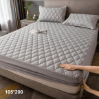 1 pc Protector de colchón acolchado, Súper Suave y Cómoda, Funda de colchón Elástico en Todo Contorno, Lavable a Máquina, Cubre de Colchón Ideal para Dormitorios, Habitaciones de Invitados, Residencias y Hoteles