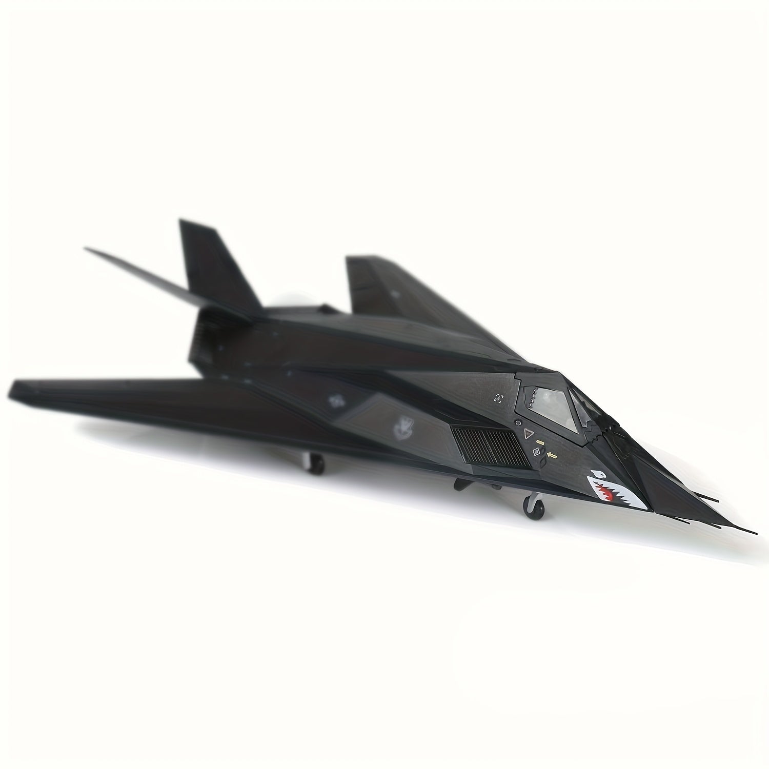 NUOTIE Modelo a escala 1:72 del F-117 Nighthawk "Caza furtivo" de metal fundido a presión con soporte de exhibición, modelo de avión estadounidense muy detallado, regalo perfecto para entusiastas militares, decoración para el hogar/oficina