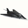 NUOTIE Modelo a escala 1:72 del F-117 Nighthawk "Caza furtivo" de metal fundido a presión con soporte de exhibición, modelo de avión estadounidense muy detallado, regalo perfecto para entusiastas militares, decoración para el hogar/oficina