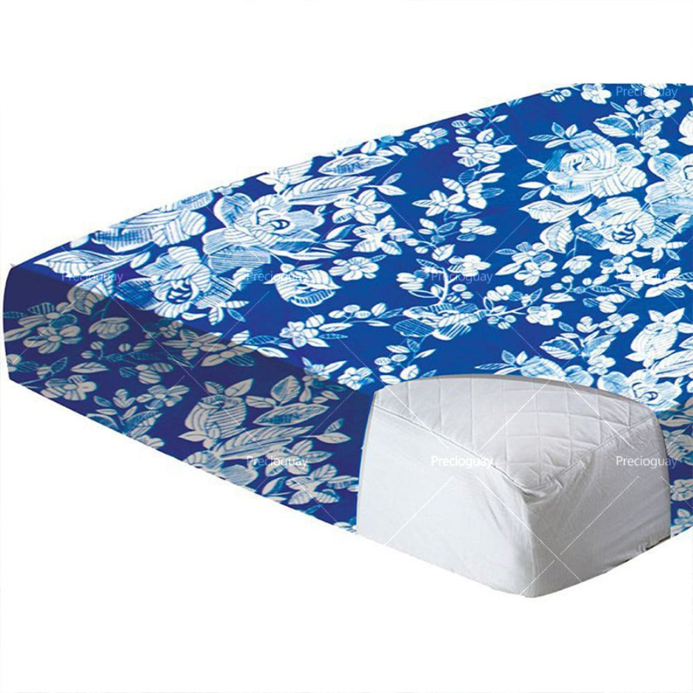 Funda de colchón totalmente cubierta con cierre de cremallera. Fácil de colocar, duradero, suave y cómodo 100% poliéster. Impreso en azul