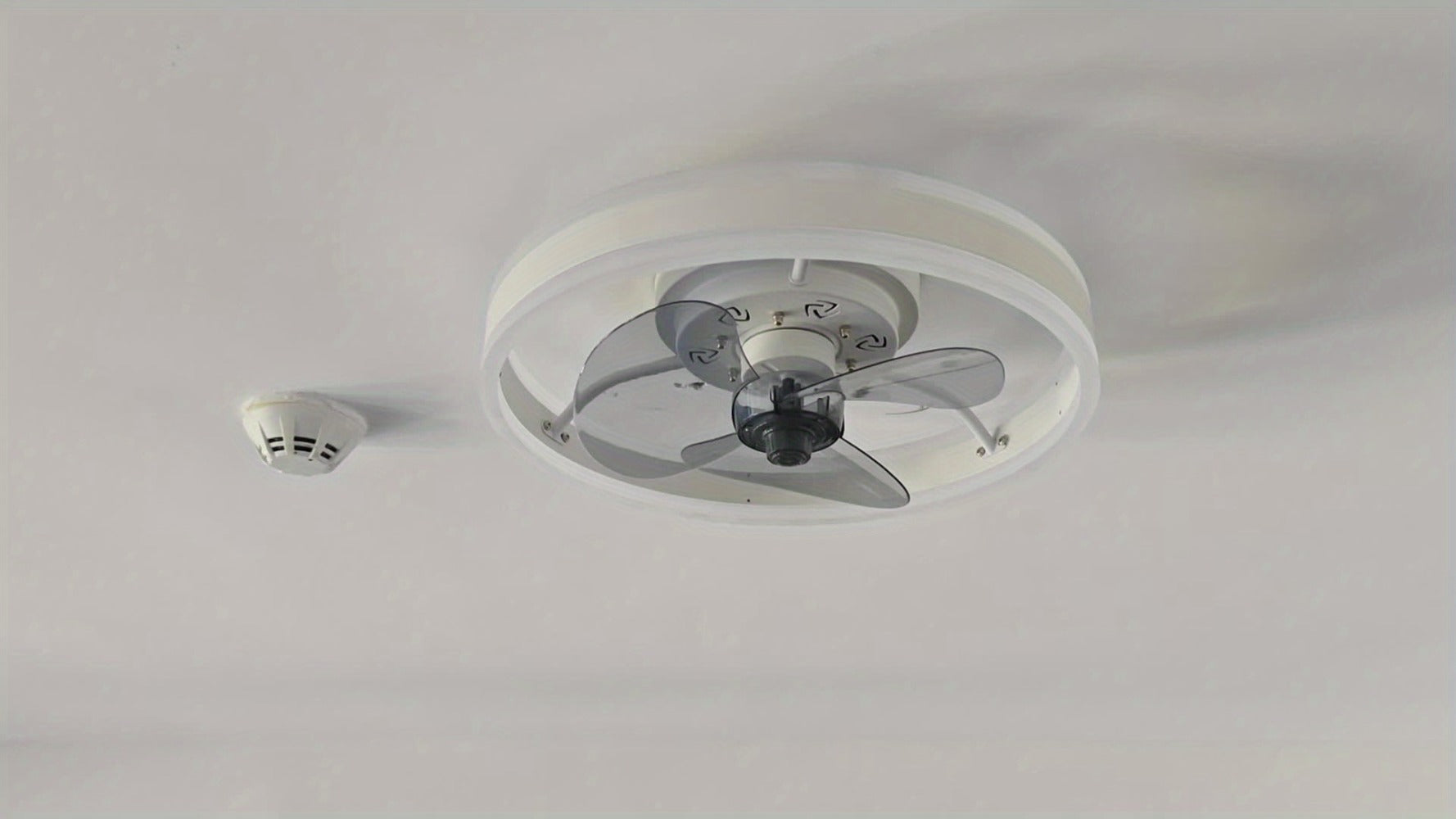 Ventilador de techo con luz y aplicación para dormitorio y sala de estar | Control Remoto