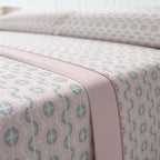 Juego de cama de 3 piezas con estampado de verano | Sábana bajera, colcha, funda de almohada | Estampado sencillo de hojas coloridas | Tela suave | 90 cm - Varios tamaños disponibles - Rosa