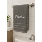 Toalla de baño personalizada con nombre, hermosamente bordado, toalla personalizada con nombre, toalla de baño