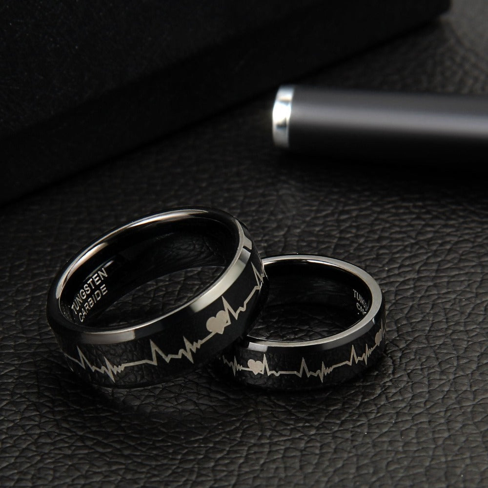 Anillo de pareja JewelryWe, carburador de tungsteno con corazones y latido, anillos de compañero, anillos de la amistad, anillos de boda, anillos de compromiso, banda,