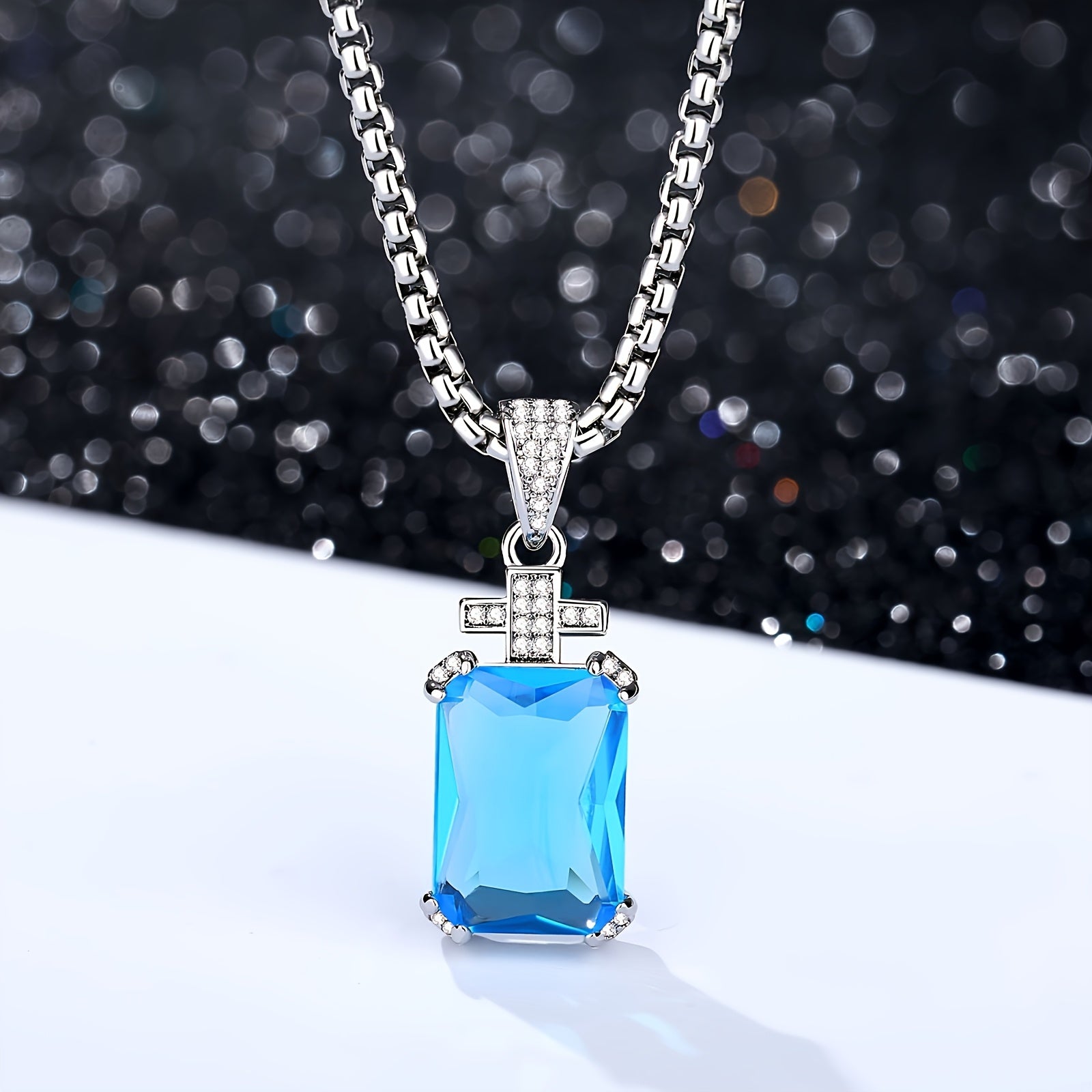 Collar de cruz prémium para hombre | Colgante de circonita cúbica sintética tallada de 17.5 quilates | Cadena de acero inoxidable 304L de 60.96 cm | Regalo de lujo para él