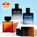Un set de fragancias de cuatro piezas, que incluye perfume y colonia para hombre, para realzar el encanto y proporcionar un aroma duradero. Adecuado para uso personal o como regalo de vacaciones, totalizando