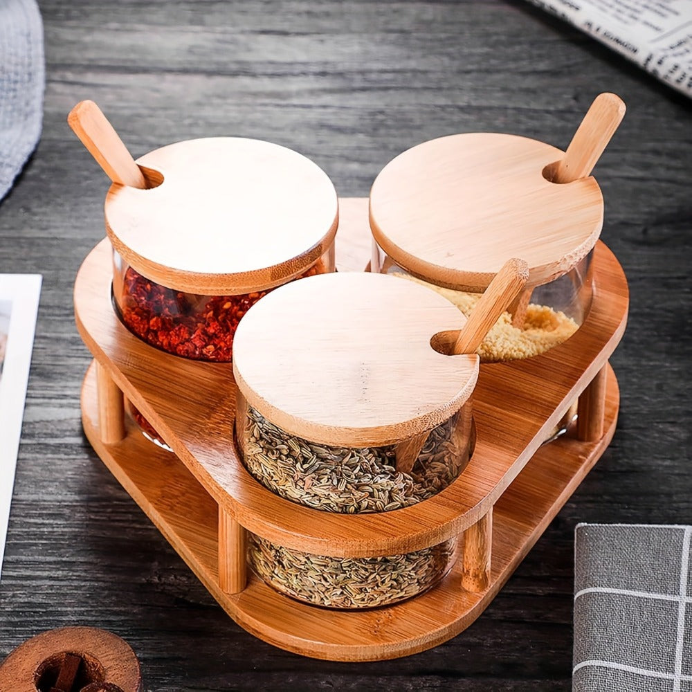Almacén local, juego de tres tarros para condimentos con soportes triangulares. Tarros de cristal transparente para condimentos con cuchara de bambú y tapa de bambú. 280 ml × 3, aptos para sal, azúcar, especias, pimienta, tarros de condimentos de cocina