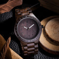 Leeev Reloj de Mano Ligero y Distintivo de Madera para Hombre, Colección Uwood Hecho a Mano de Sándalo Analógico de Cuarzo Vintage con Números Romanos, Reloj de Pulsera de Madera Natural