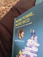 Padre Pobre, Padre Rico