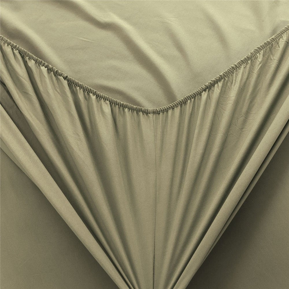 Sábana bajera ajustable para camas de 90/135 /150 x 200cm – Suave, cómoda y transpirable. 50% Microfibra de Poliéster y 50% Algodón ultrasuave. Ideal para colchones de entre 15 y 25 cm de altura