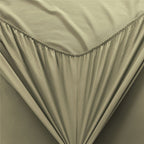 Sábana bajera ajustable para camas de 90/135 /150 x 200cm – Suave, cómoda y transpirable. 50% Microfibra de Poliéster y 50% Algodón ultrasuave. Ideal para colchones de entre 15 y 25 cm de altura
