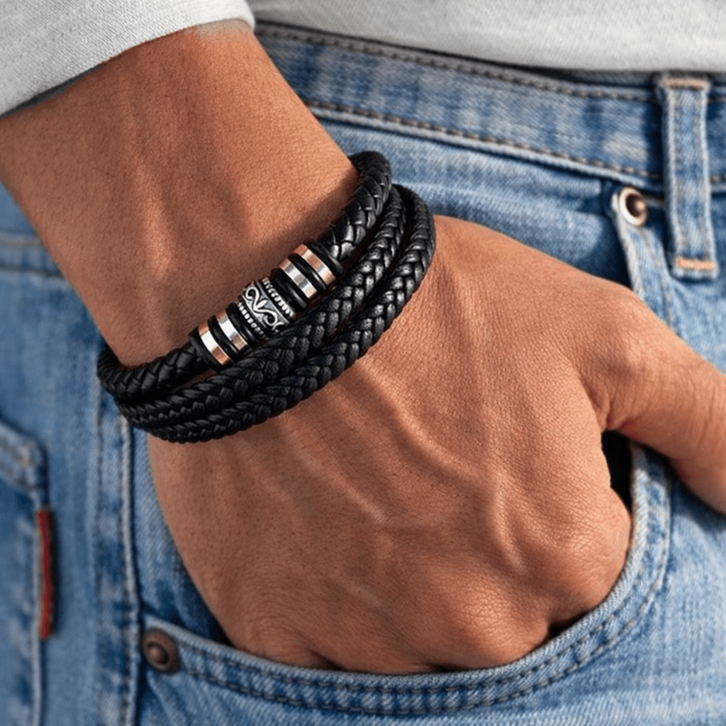 Muñequera de Cuero para Hombre, Brazalete Trenzado Negro con Cierre Magnético de Acero Inoxidable, Regalo para Hombres en el Día de San Valentín, Cumpleaños, 21Cm Adecuado para la Mayoría.