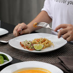Juego de platos de 18 piezas con 6 platos de cena/plato de sopa/plato de postre, juego de vajilla de porcelana blanca gris claro para 6 personas