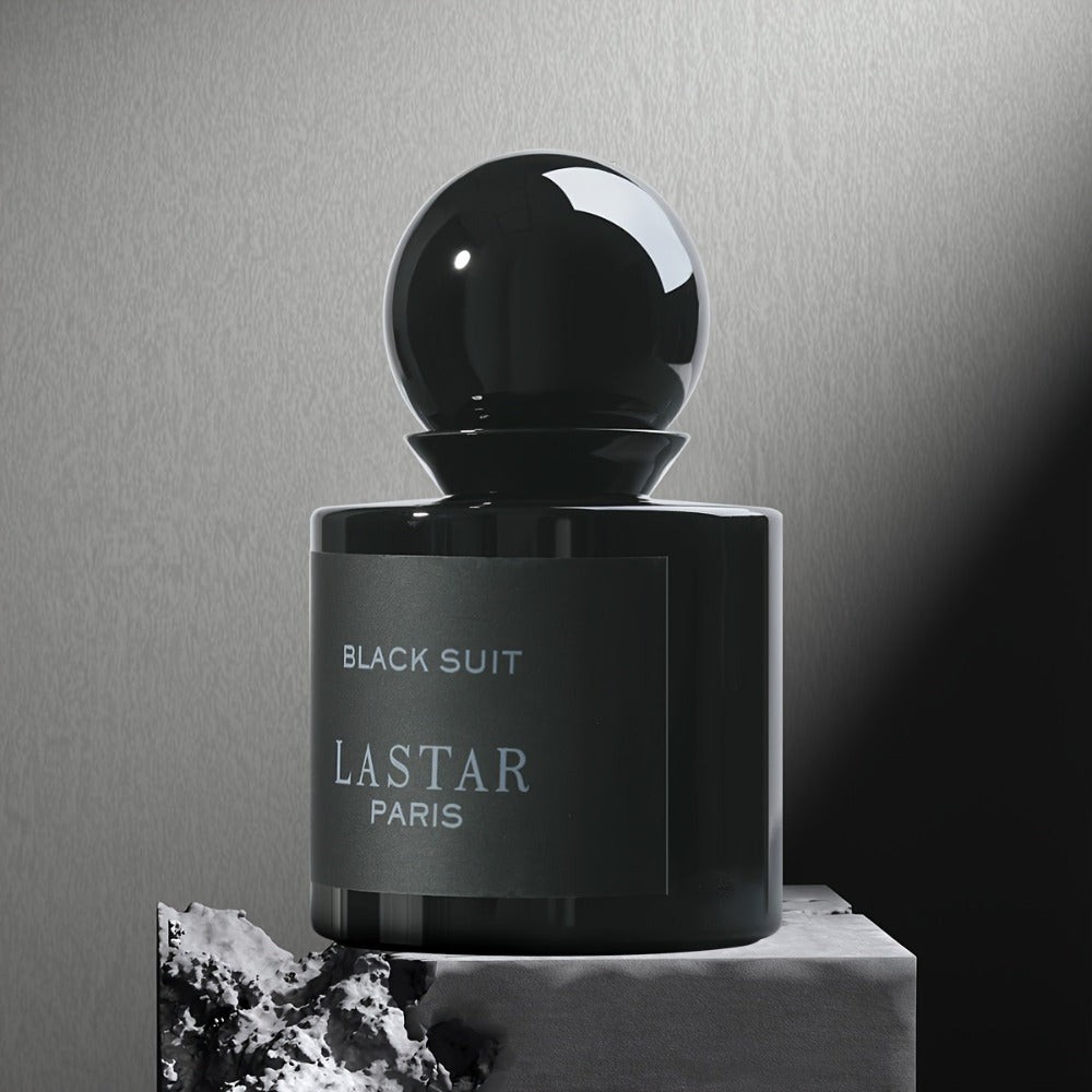 Fragancia Duradera para Hombre con un Aroma Fresco de Limón, Combinada con Patchouli Clásico y Ámbar, Mascar eficazmente los Olores y Proporciona Frescura Duradera. Ideal para Uso Diario, Fiestas, Viajes y Como Regalo para Cumpleaños o Días Festivos como