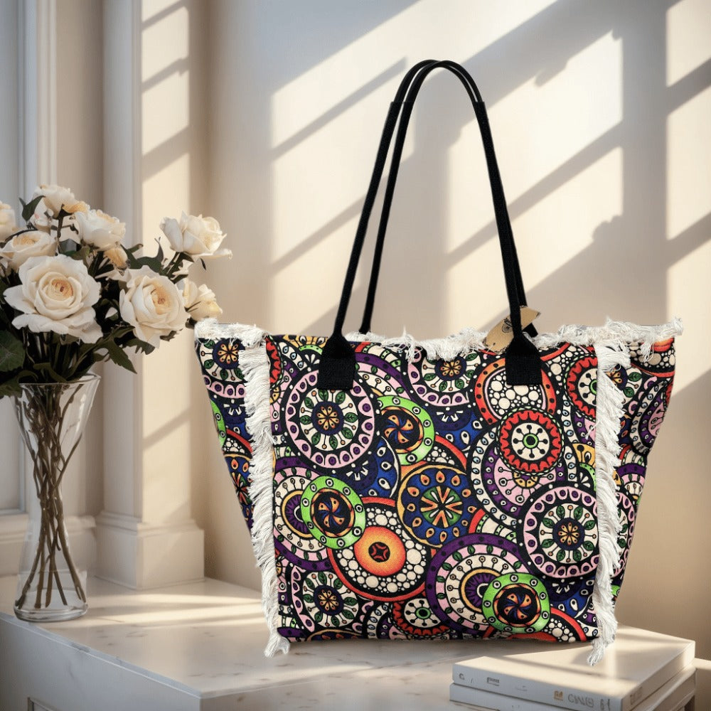 MEJORADA Bolso de Playa Grande con Estampado Colorido y Flecos, Estilo Tote con Forro Interior, Tamaño 55x35x20 cm - Ideal para Playa, Piscina y Viajes