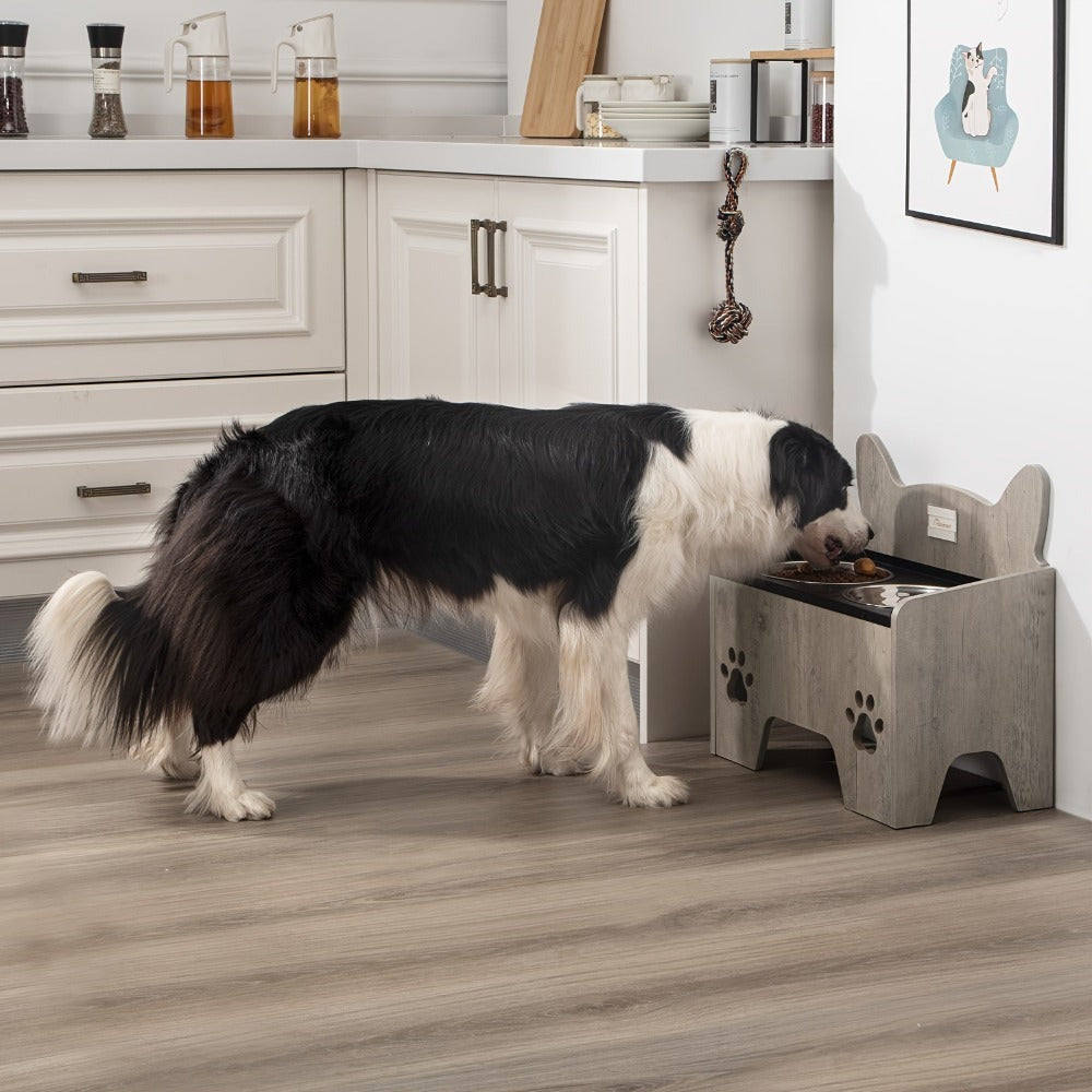 Comedero Elevado para Mascotas con Dos Tazas de Acero Inoxidable, Diseñado para Evitar Derrames, Apto para Perros de Todo Tamaño, con un Diseño Vintage Marrón y Negro