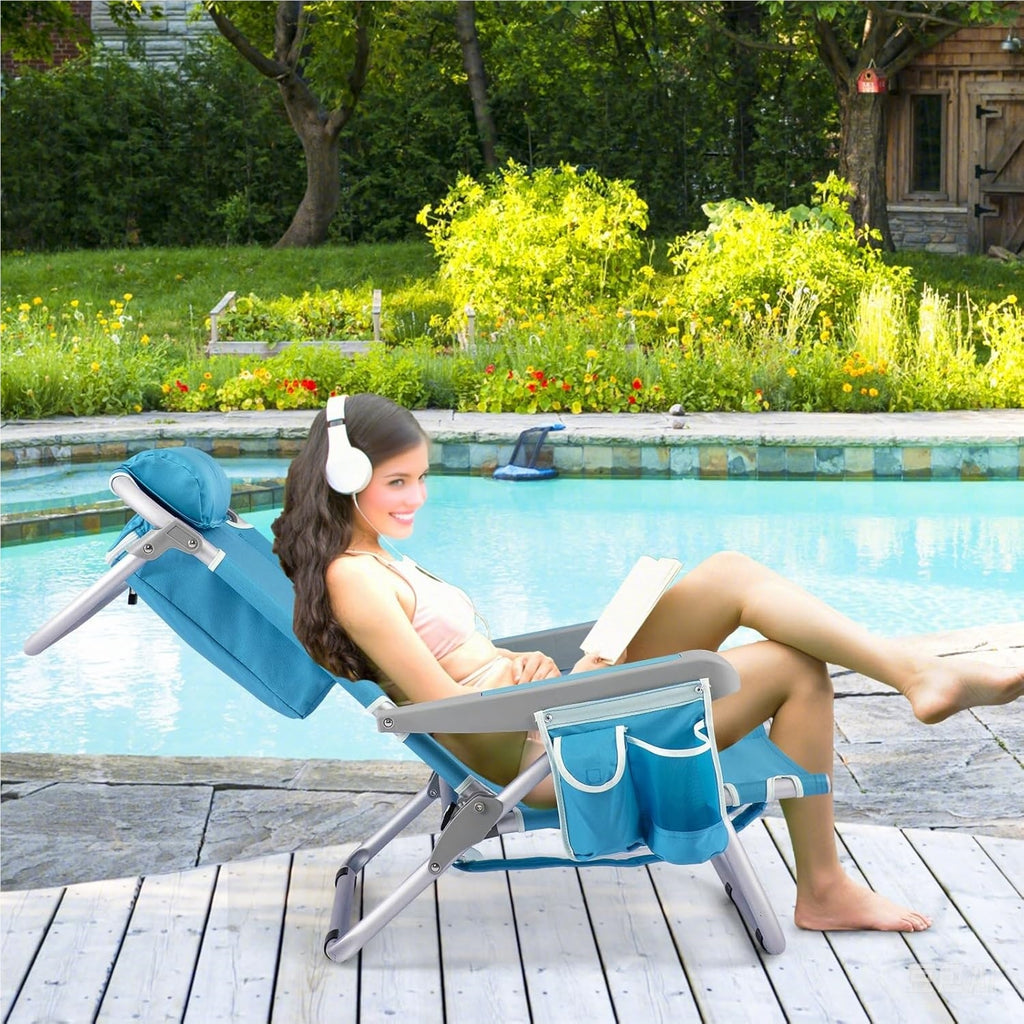 Silla de playa plegable, ligera, silla de camping con respaldo ajustable, reposacabezas, bolsillos laterales, correas para los hombros, soporte para toalla y reposabrazos, silla plegable, silla para exteriores (Azul)