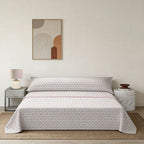 Juego de cama de tres piezas apto para todas las estaciones, que incluye una sábana, una sábana ajustable y fundas de almohada. Medidas: 90 cm, 105 cm, 135 cm, 150 cm y 180 cm.