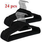 Perchas de terciopelo paquete de 48 perchas antideslizantes, 44 x 23cm , perchas con muescas anchas de hombro, barra para pantalones, gancho giratorio de 360°, ahorro de espacio