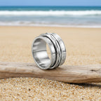 Anillo giratorio tipo fidget spinner retro JewelryWe para mujer con patrón de luna y estrellas, bandas de anillo giratorias de acero inoxidable
