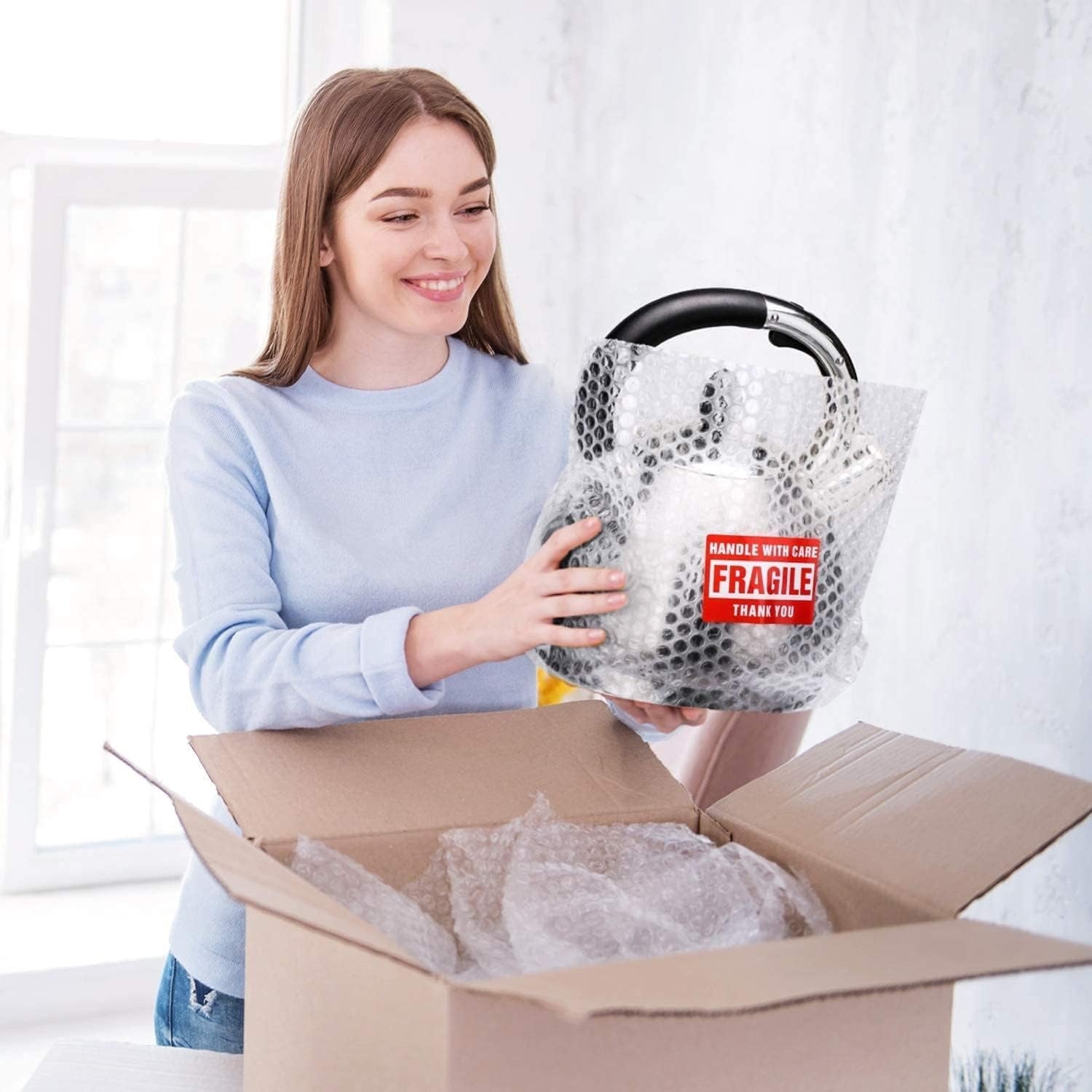 Caja Cartón para Mudanzas y Almacenaje Ultra Resistentes con Asas, Fabricadas en Cartón Duro, Ideal para Mudanzas o Almacenaje de Libros y Ropa, Transporte Cómodo y Seguro gracias a las Asas Laterales - packer PRO