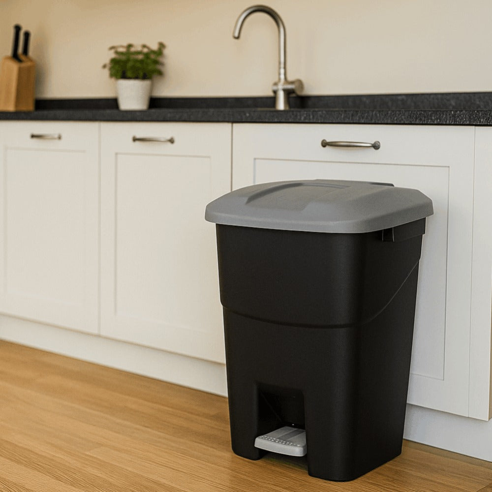 Tayg Cubo de Basura Con Pedal 50 L, Varios Colores – Cubo de Basura Resistente, Facil Limpieza, Capacidad Amplia, Uso de Contenedor para Basura Cocina o Exteriores. 400 x 430 x 509 mm.