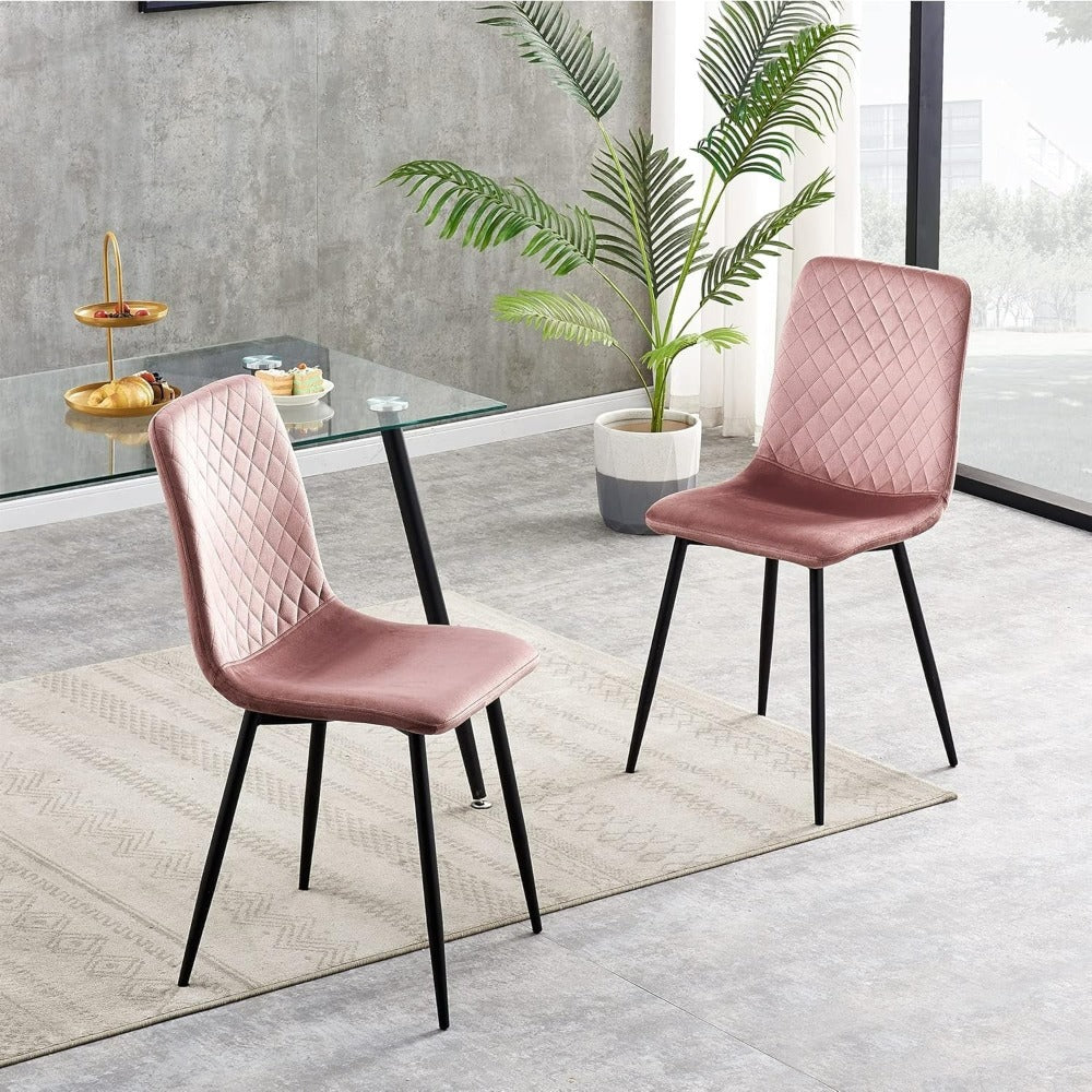 Sillas de comedor MCC Direct en conjunto de 4 piezas Hechas de terciopelo, patas de metal, sillas Lexi, sillas de diseño