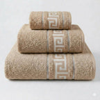 Juego de Toallas de Algodón 100% (3 Piezas) - Incluye Toalla de Tocador, Lavabo y Ducha | Tacto Suave, Ultra Absorbentes con Diseño Elegante de Lunares | Set Premium para Baño