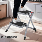 Escalera con goma antideslizante y asa, escalera plegable de 2 escalones, ancho de peldaño 20 cm, carga 150 kg, acero, gris y negro