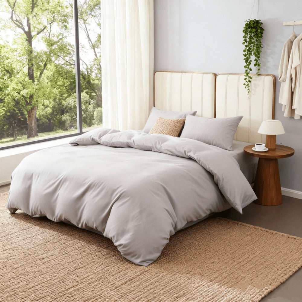 Juego de funda nórdica para cama 90-180 | Poliéster microfibra Incluye 1 funda de edredón y 1 funda de almohada (50×75 cm). Diseño liso, elegante y versátil. La funda de edredón puede utilizarse como colcha o sábana