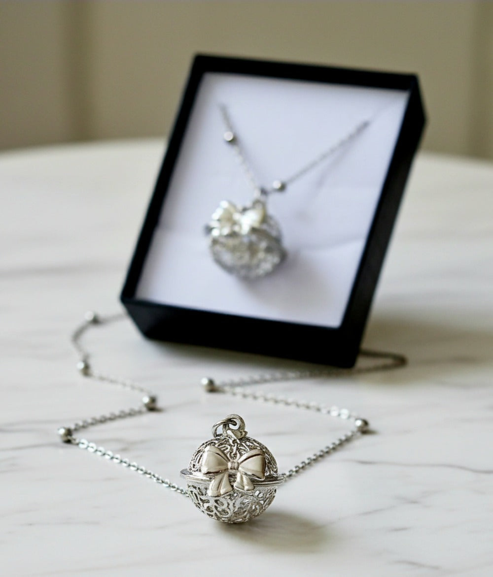 Collar de Llamada de Ángel con Colgante