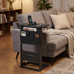 Mesa Auxiliar Plegable con Enchufe y Puertos USB Incorporados, Mesa de Noche Ajustable con Organizador de Almacenamiento para Sofá, Cama, Oficina en Casa