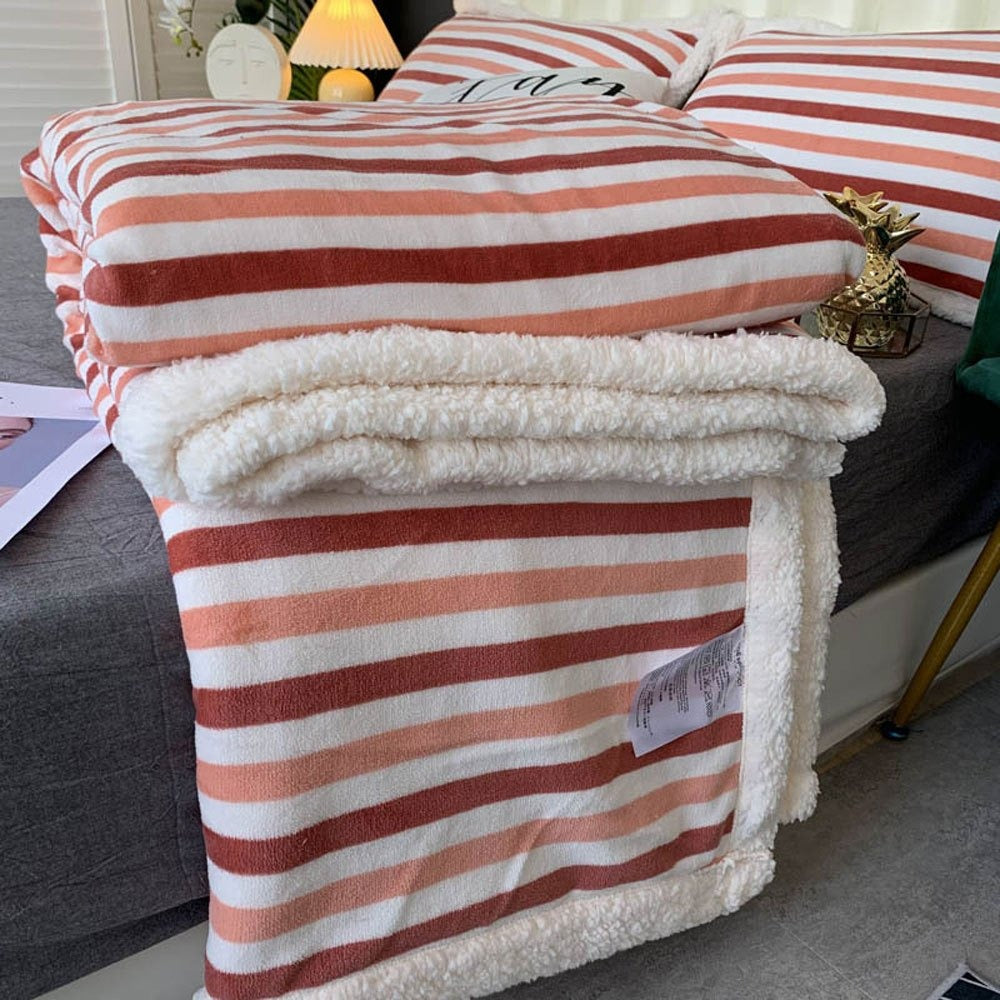Manta franela de sherpa para Sofá y Cama, Gruesa y Suave, 100% Poliéster - Variedad de Tamaño y Colores - Apto para Todo el Año - Mantenimiento Fácil